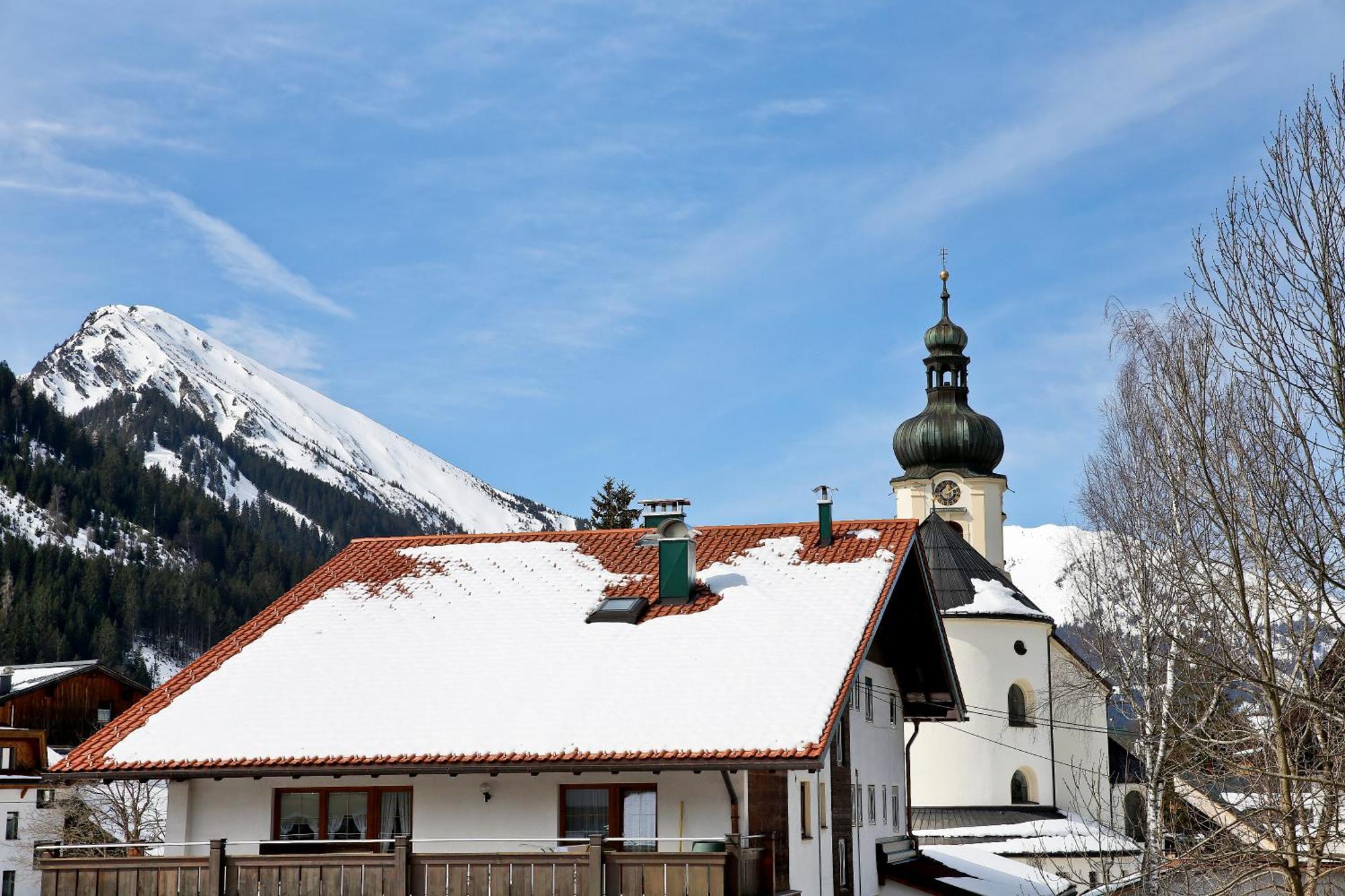 Kaeserstube Ferienwohnungen Tannheim Szoba fotó